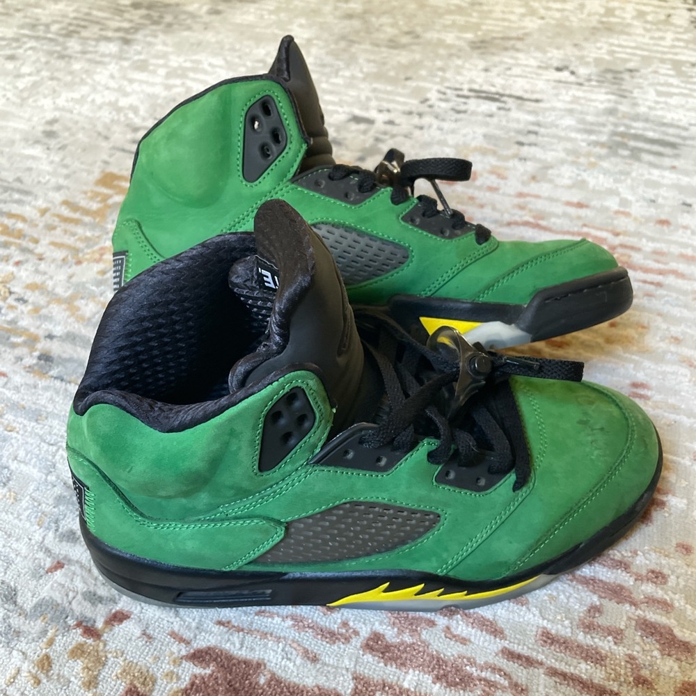 Nike Air Jordan 5 Retro SE Oregon Ducks Size 9